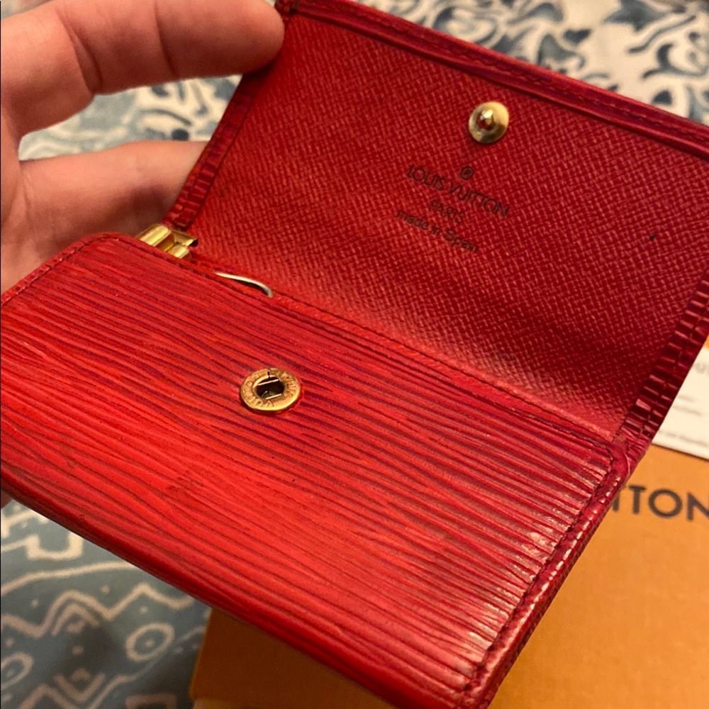 Louis Vuitton Red Epi calfskin & vachetta leather 6 key & card holder wallet - Picture 10 of 15